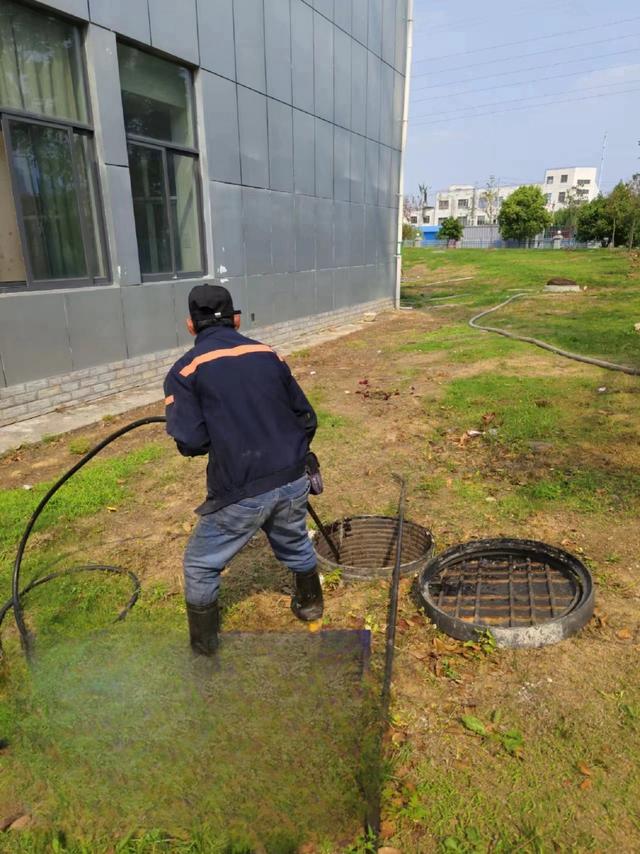 張家港塘橋鎮排水排污管道疏通清洗，讓您省心無憂，方便快捷